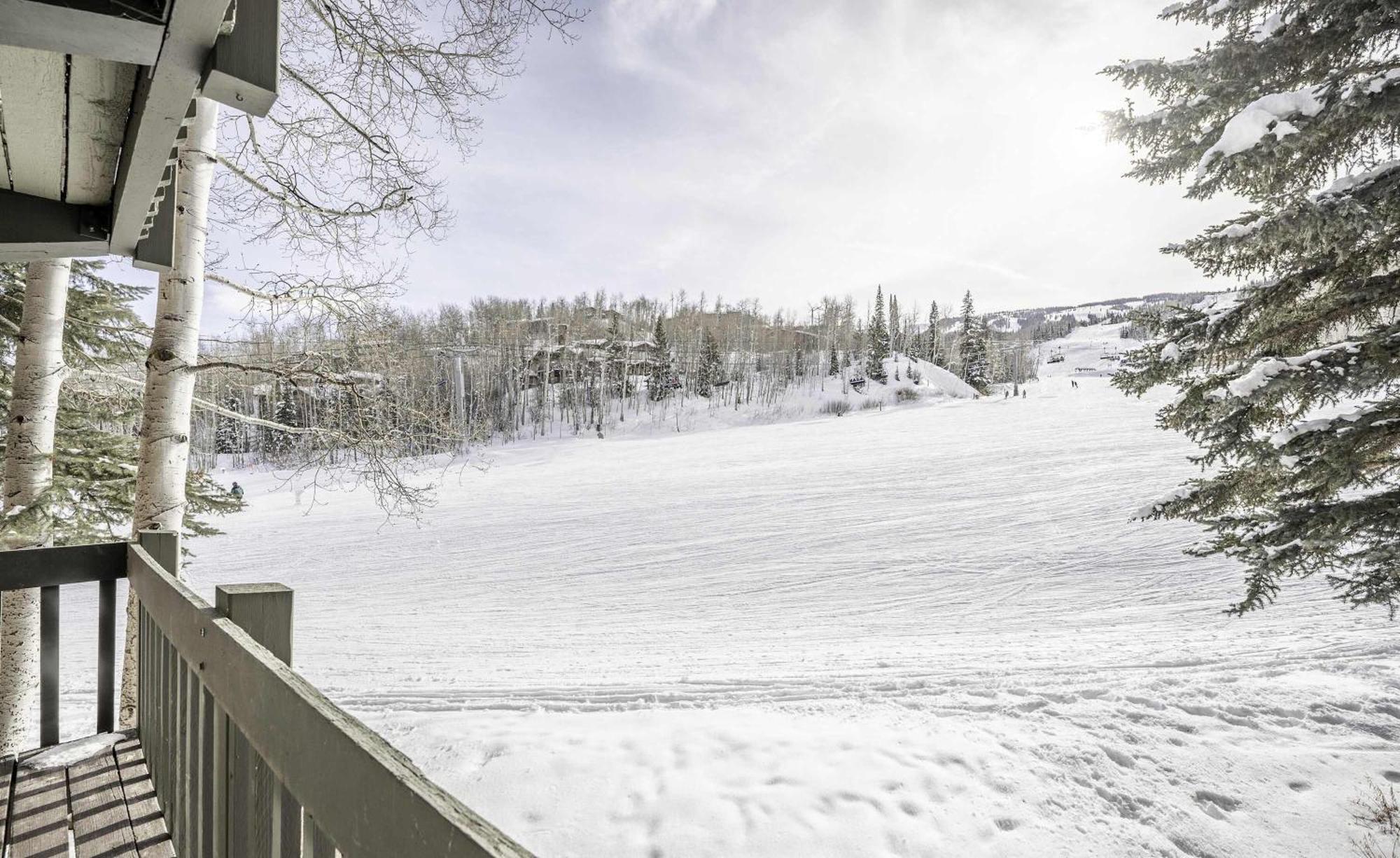 Renovated 2 Bedroom Condo W Hot Tub -Mountain Views! สโนว์แมส วิลเลจ ภายนอก รูปภาพ